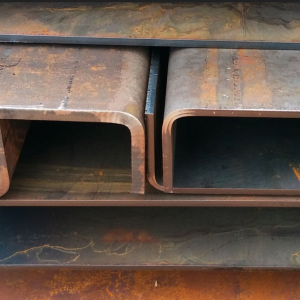 Стальной гнутый х/к швеллер 100х120х8 14г2аф в наличии в Новгороде