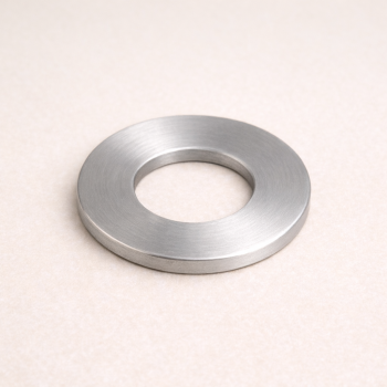 Шайба нержавеющая М15 А2 DIN 125 плоская в наличии в Новгороде