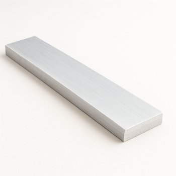 Алюминиевая полоса 30х4 мм АД0 ГОСТ 15176-89 в наличии в Новгороде