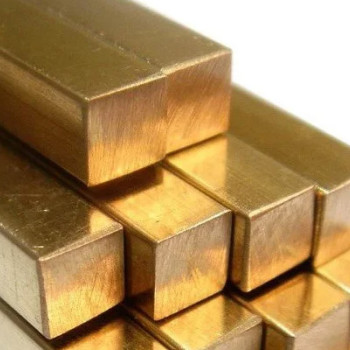 Латунный квадрат прессованный 10х10 мм Л63 ГОСТ 6688-2016 в наличии в Новгороде