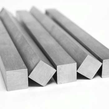Квадрат нержавеющий 100х100 мм AISI 316Ti в наличии в Новгороде