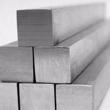 Дюралевый квадрат Д16 12х12 мм ГОСТ 21488-97 в наличии в Новгороде