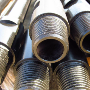 Стальная бурильная труба 55х4,5 мм 40Х ГОСТ Р 51510-99 в наличии в Новгороде