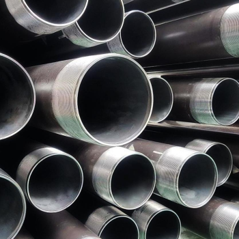 Обсадная труба 102х6,5 мм ГОСТ 632-80 прочность Д в наличии в Новгороде