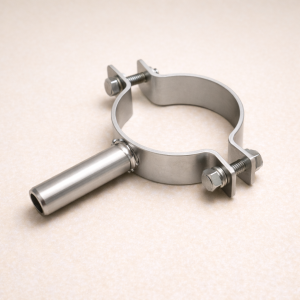 Хомут со стержнем AISI 304 DN 100 в наличии в Новгороде